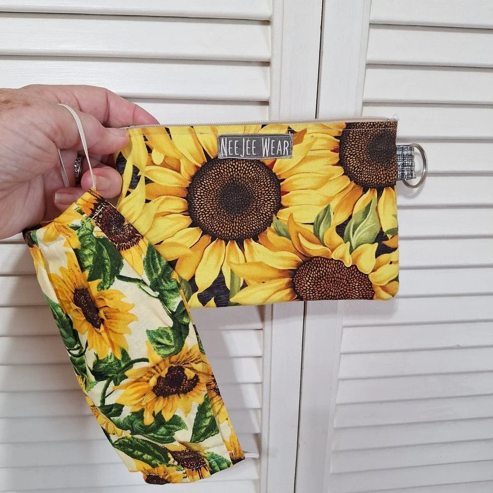 NeeJee Wear Crossbody Bag Purse Brown Sunflower Print Clutch Face Mask Handmade